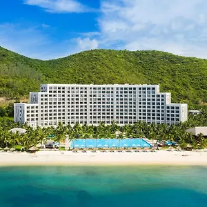 Resort Vinpearl & Bay *****